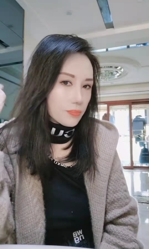 阿莲的第一张照片--成都相亲服务中心