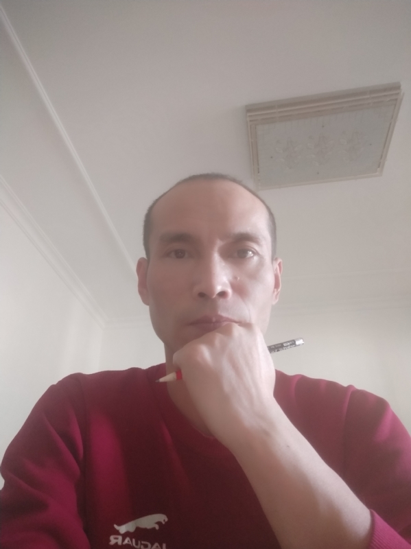 左边的第一张照片--成都相亲服务中心