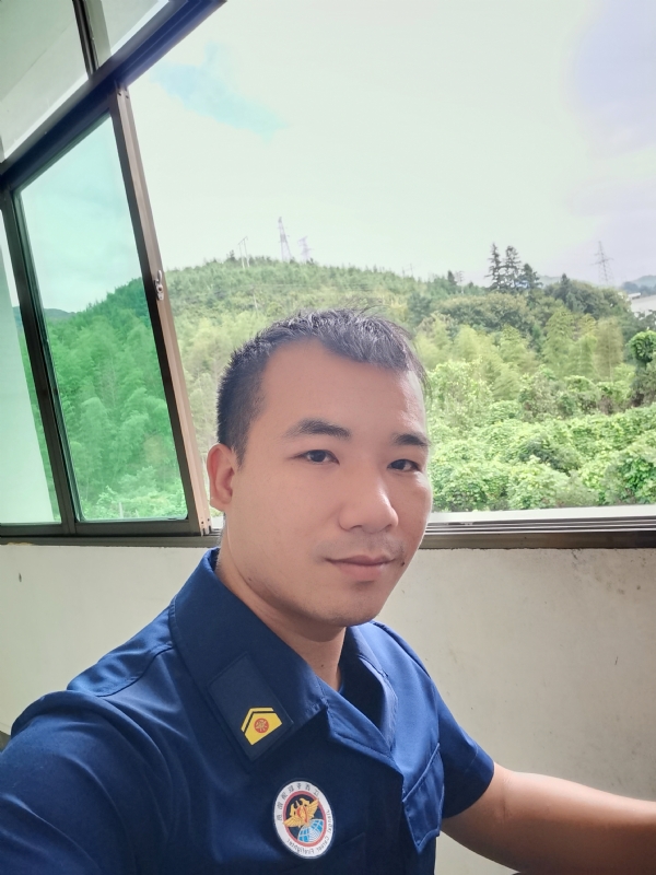 期待未来的第一张照片--成都相亲服务中心