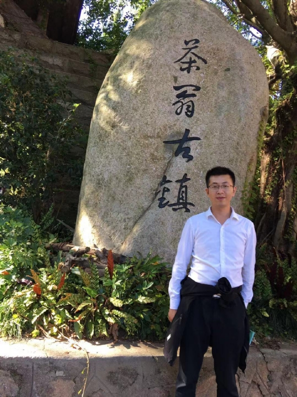 zw的第二张照片--成都相亲服务中心