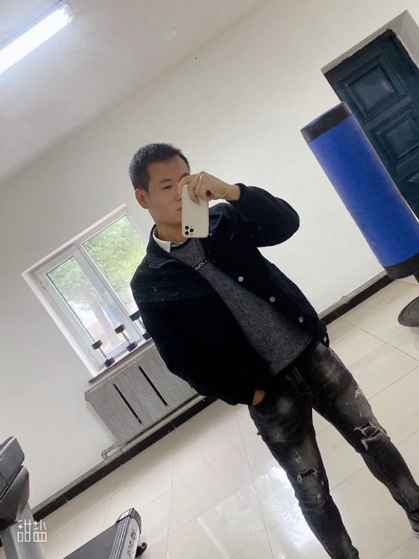袁冥的第一张照片--成都相亲服务中心