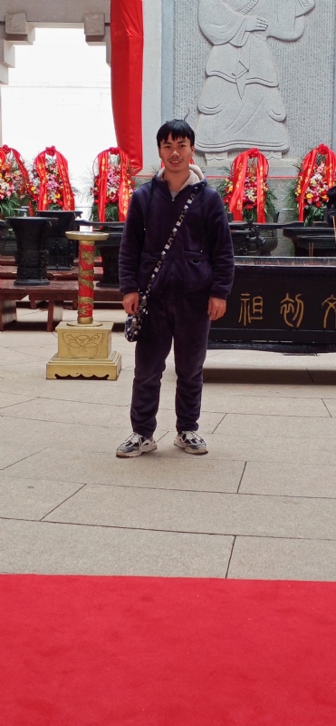单身的小草的第一张照片--成都相亲服务中心