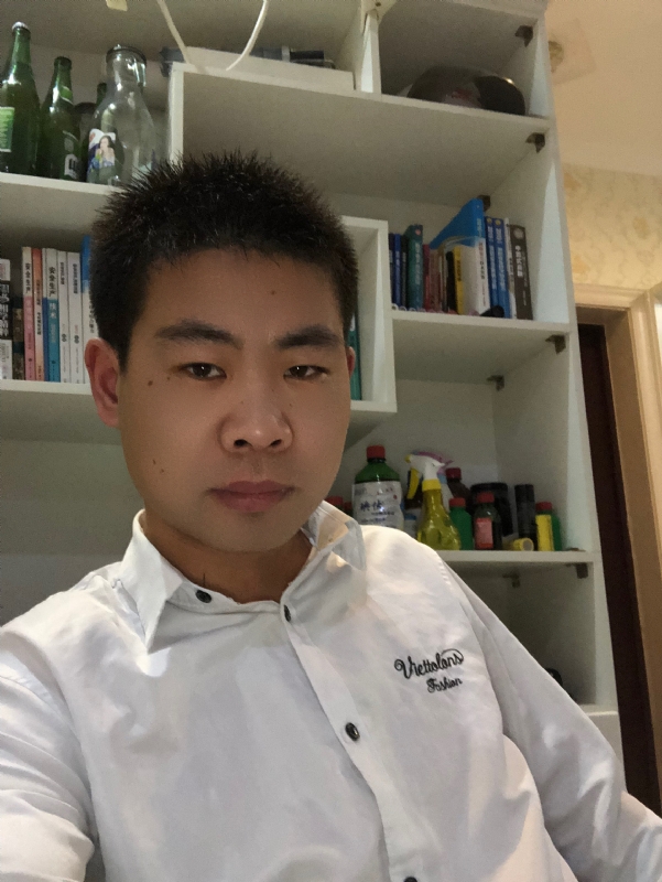 取经年的第二张照片--成都相亲服务中心
