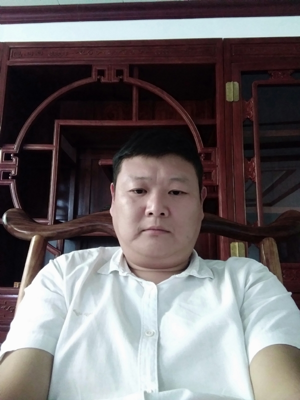 狼图腾的第一张照片--成都相亲服务中心