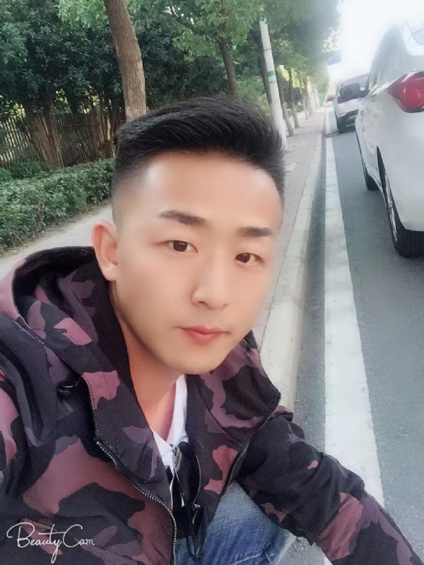 归心的第二张照片--成都相亲服务中心