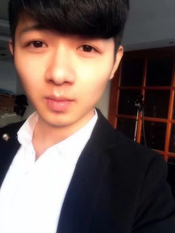 萨拉嘿呦的第一张照片--成都相亲服务中心
