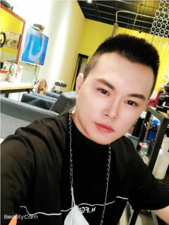 lucky的第一张照片--成都相亲服务中心