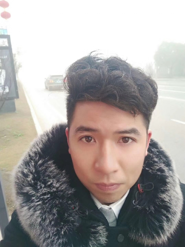 开心快乐每一天的第一张照片--成都相亲服务中心