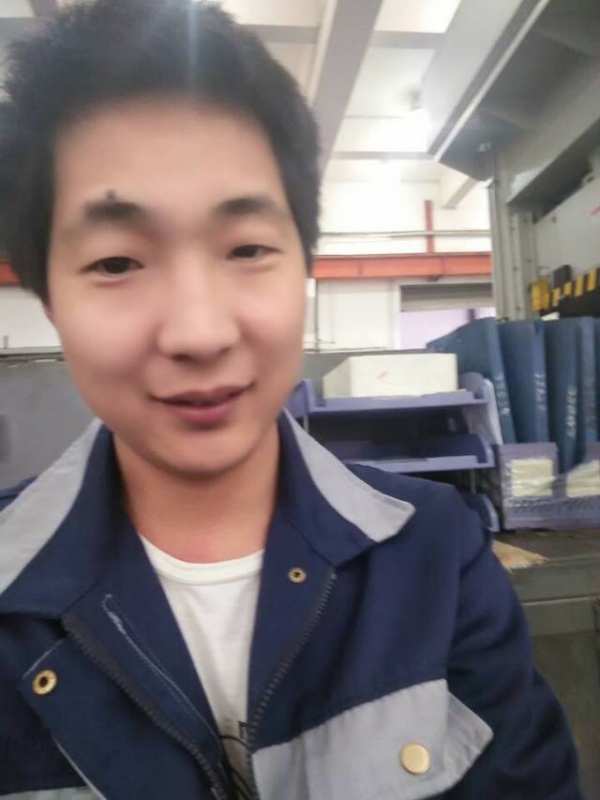 爱是你我的第一张照片--成都相亲服务中心