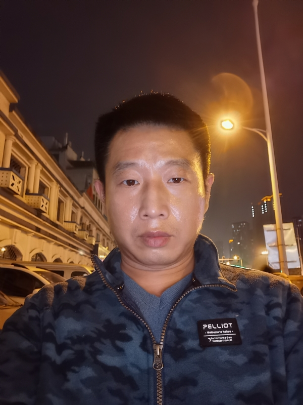 偷偷说的第二张照片--成都相亲服务中心