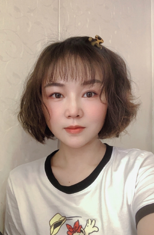 Faviana的第一张照片--成都相亲服务中心