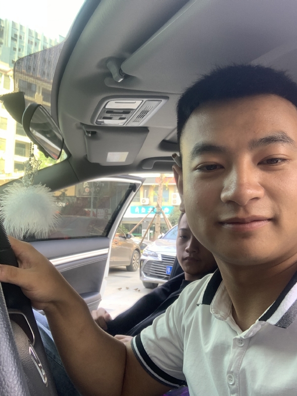 古有风琴的第三张照片--成都相亲服务中心