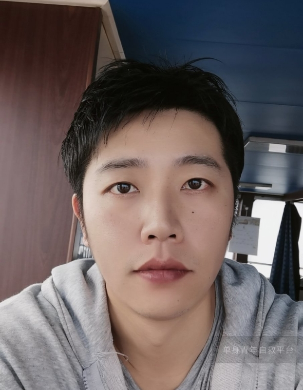 不太帅的男人的第二张照片--成都相亲服务中心