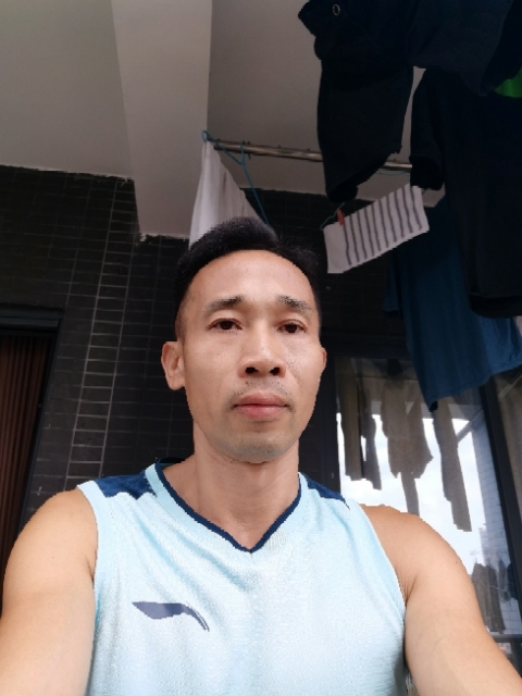 凡人的第一张照片--成都相亲服务中心