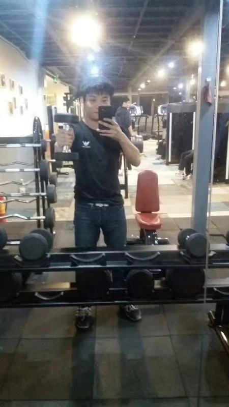 龙坦的第一张照片--成都相亲服务中心