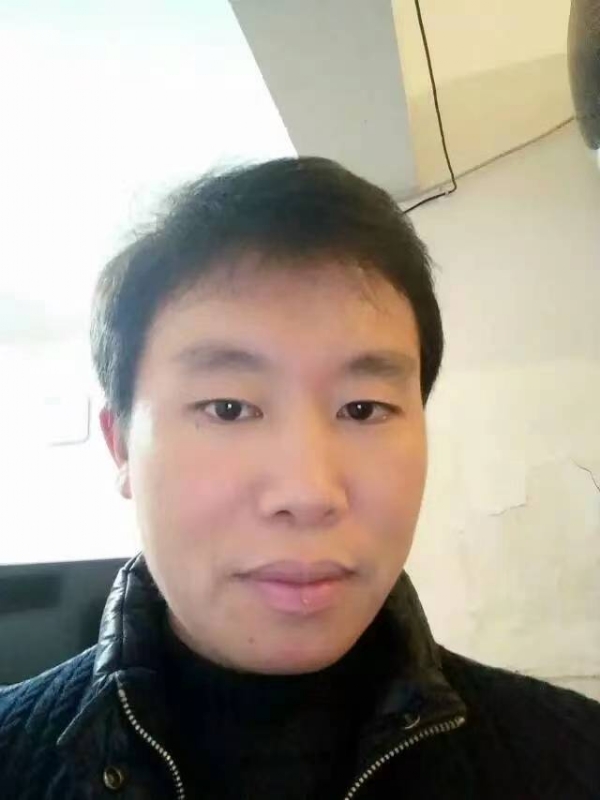 擎天柱的第三张照片--成都相亲服务中心