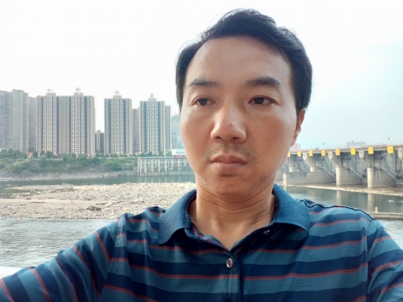 yangguang的第一张照片--成都相亲服务中心