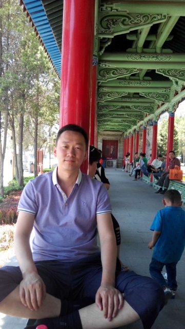 鲁建飞的第一张照片--成都相亲服务中心