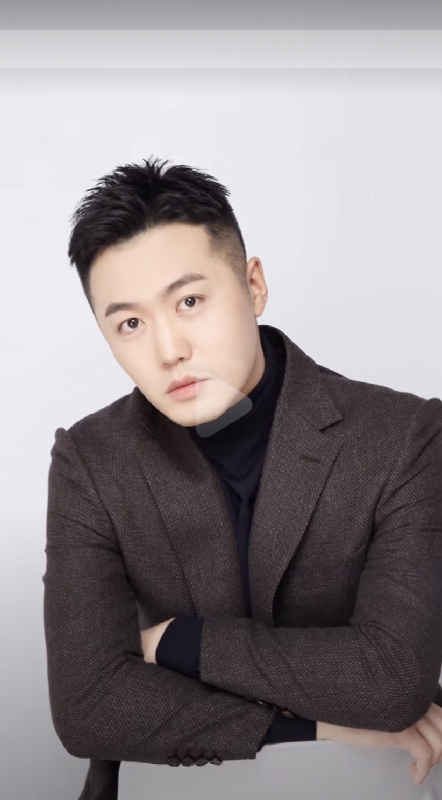 杨天枭的第一张照片--成都相亲服务中心
