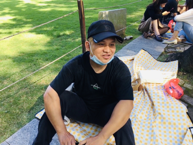 好大一颗石头的第一张照片--成都相亲服务中心