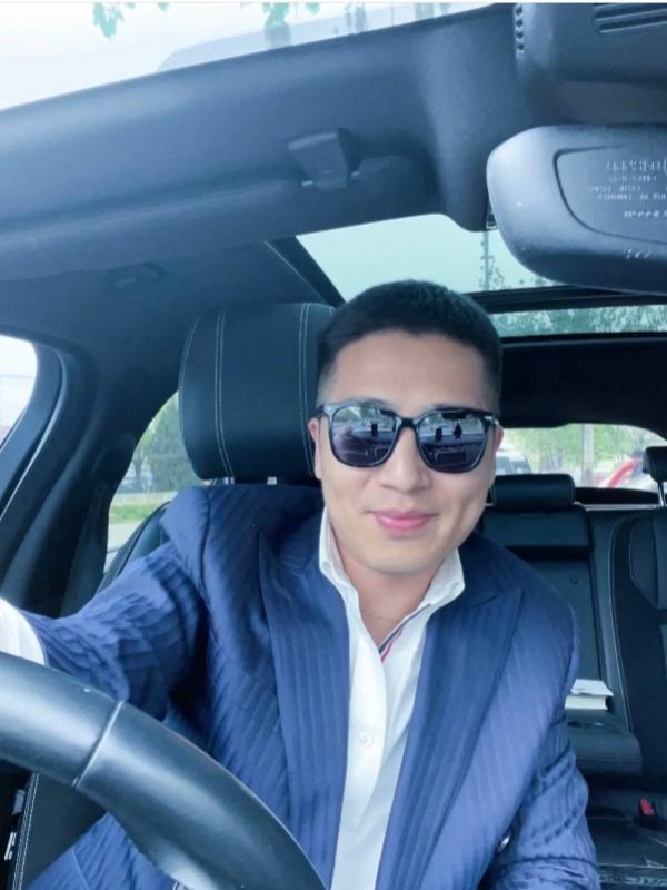 Andy的第一张照片--成都相亲服务中心