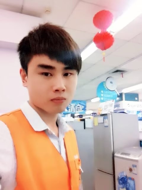罗自强的第一张照片--成都相亲服务中心