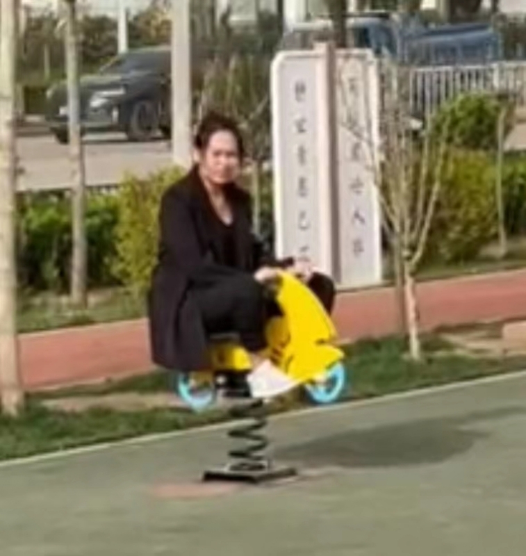 郎海英的第一张照片--成都相亲服务中心