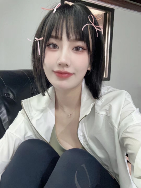 Alma的第一张照片--成都相亲服务中心
