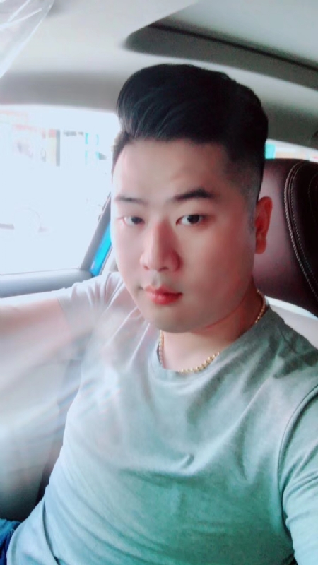 爱吃冰西瓜的猪的第一张照片--成都相亲服务中心