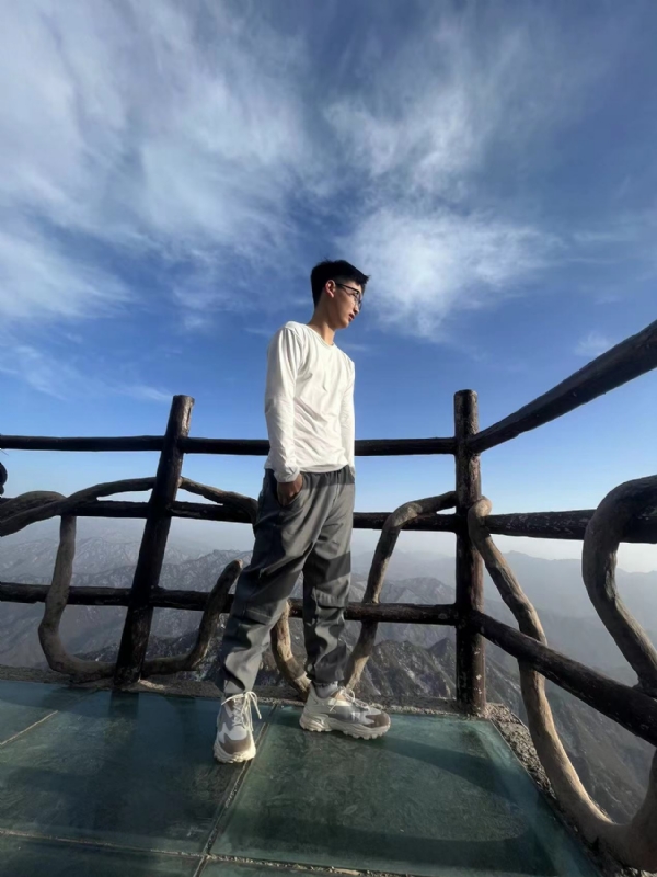 怜ぁ熙的第一张照片--成都相亲服务中心