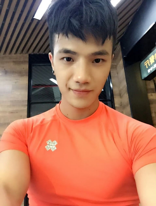 航航的第一张照片--成都相亲服务中心