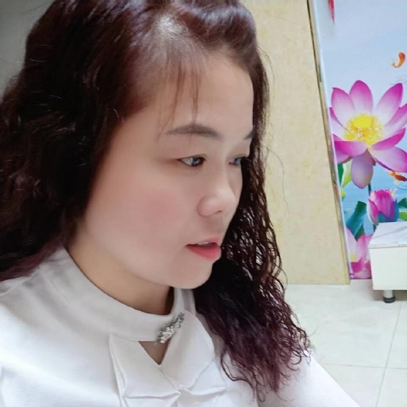 顾枸丽的第二张照片--成都相亲服务中心