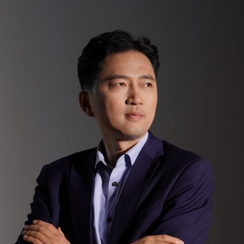诗与远方的第一张照片--成都相亲服务中心