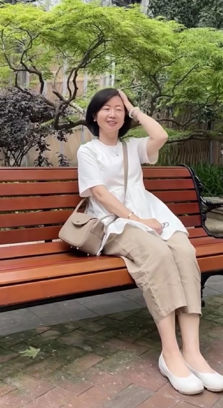 千年老母猪的第一张照片--成都相亲服务中心