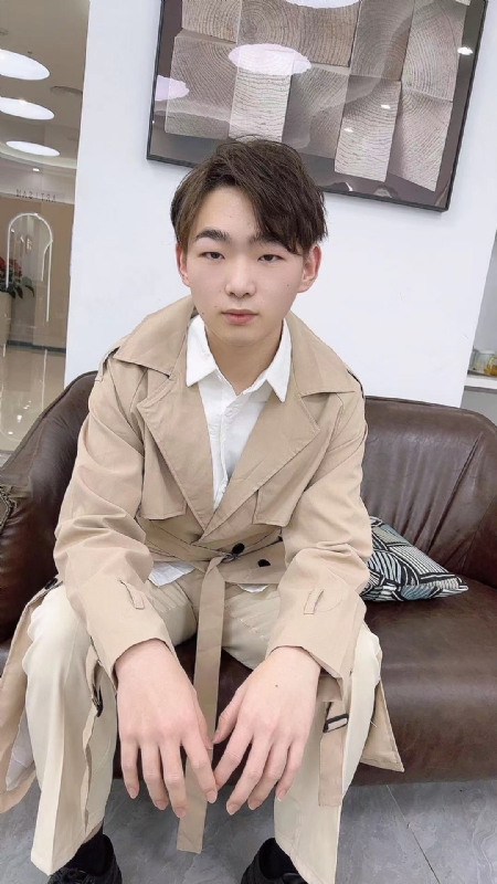 啊哲的第二张照片--成都相亲服务中心