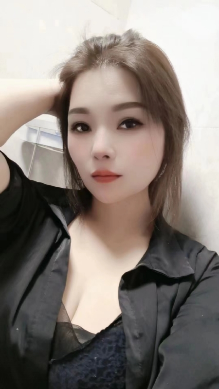 爱笑的女孩的第一张照片--成都相亲服务中心