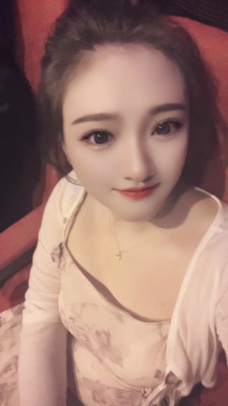 不倾城的第二张照片--成都相亲服务中心