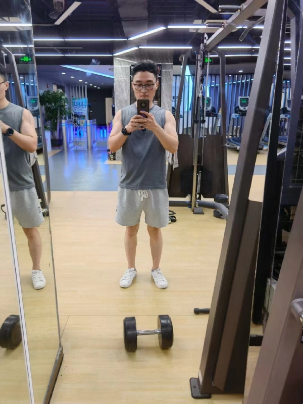 超哥的第一张照片--成都相亲服务中心
