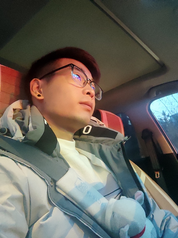 小奕的第二张照片--成都相亲服务中心