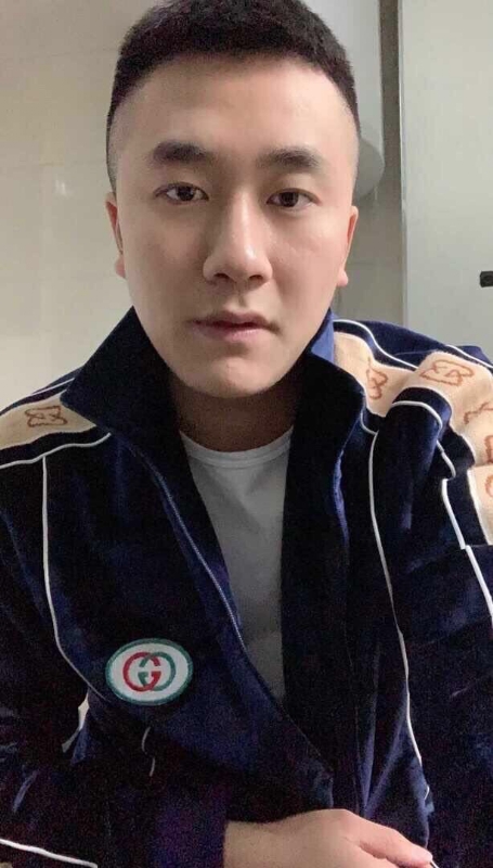 凌毅的第一张照片--成都相亲服务中心