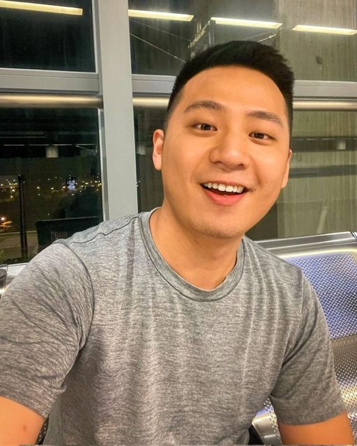 孤獨的男人的第三张照片--成都相亲服务中心