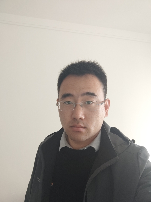 真诚的第一张照片--成都相亲服务中心