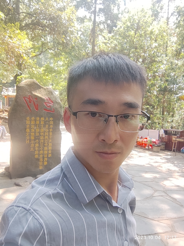 未来可期的第一张照片--成都相亲服务中心