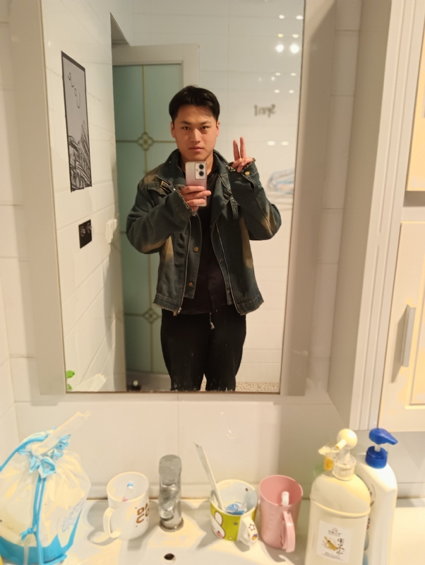 自律的MAN的第一张照片--成都相亲服务中心