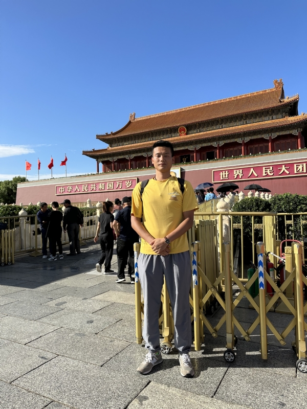 莫过于的第一张照片--成都相亲服务中心