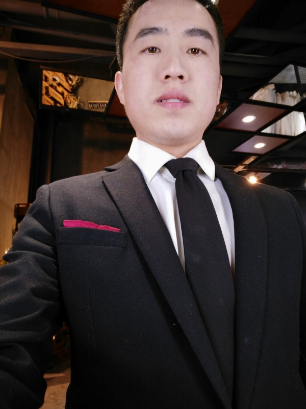 很差劲的第一张照片--成都相亲服务中心