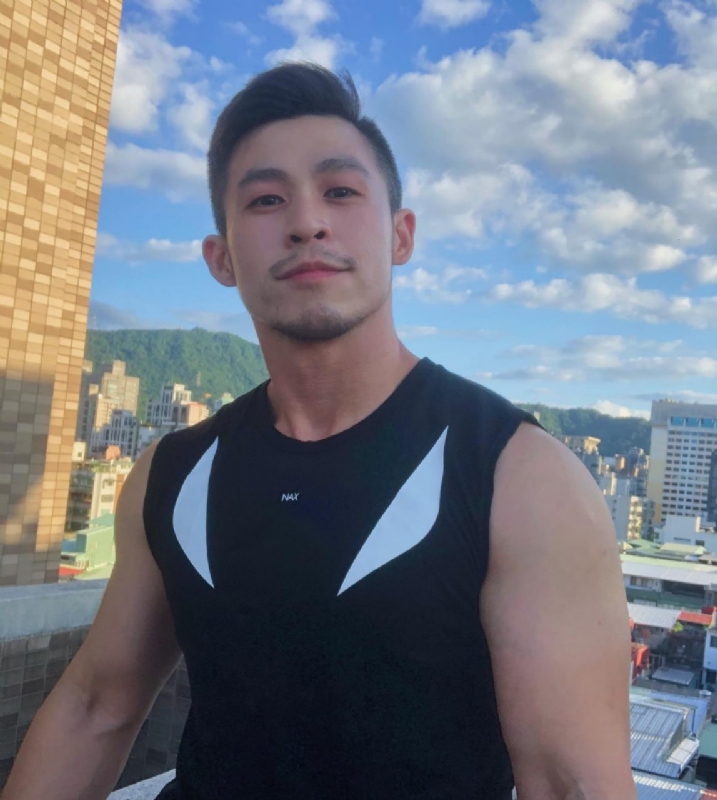 白玉飞的第一张照片--成都相亲服务中心