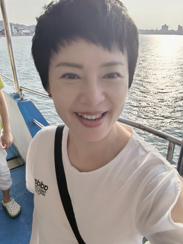 Tina的第一张照片--成都相亲服务中心