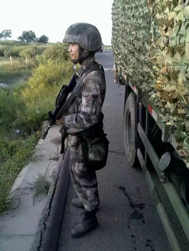 搬砖中的第一张照片--成都相亲服务中心