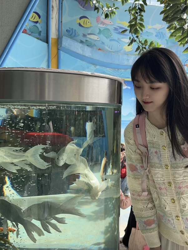 yiyi的第三张照片--成都相亲服务中心